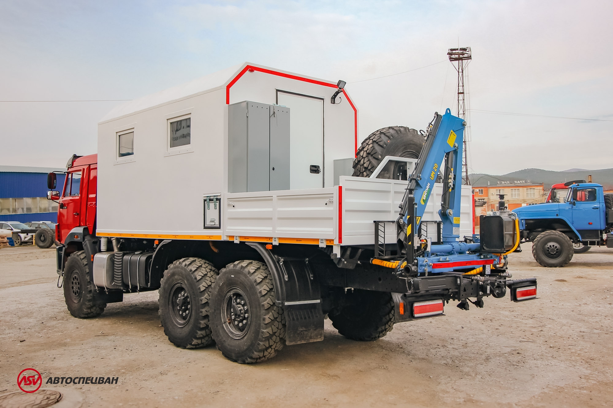 Передвижная мастерская ПАРМ с КМУ ИМ-20 на шасси Камаз 43118-3027-50 3