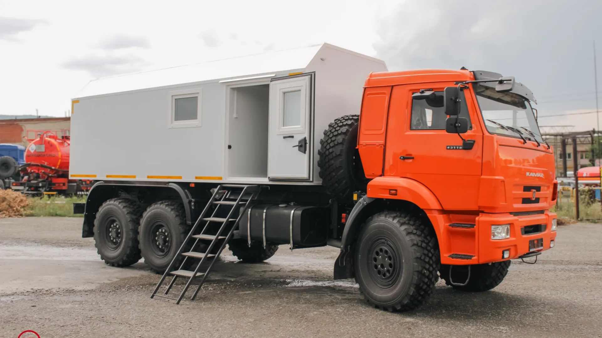 Передвижная мастерская ПАРМ КамАЗ 43118RF без токарного станка 3