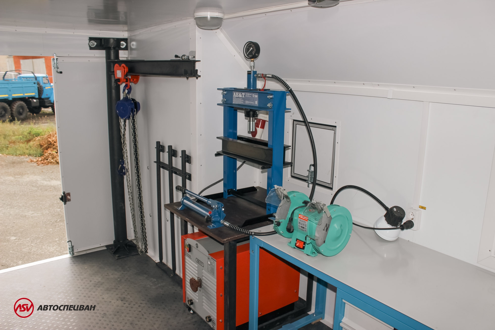 Передвижная мастерская ПАРМ КамАЗ 43118RF без токарного станка 7