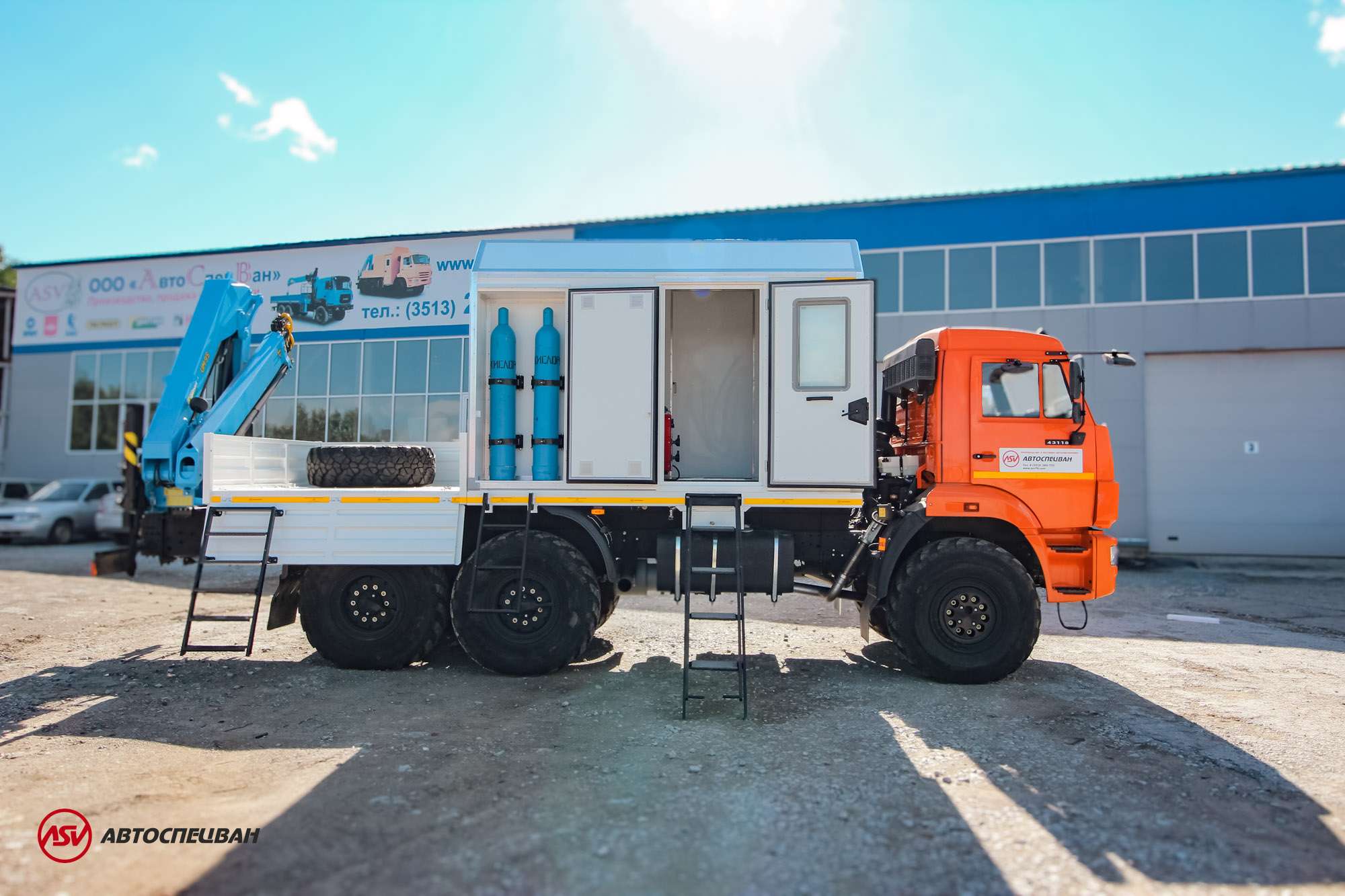 Агрегат для ремонта и обслуживания качалок АРОК КАМАЗ 43118-3027-50 с бортовой платформой и КМУ ИМ-95 4