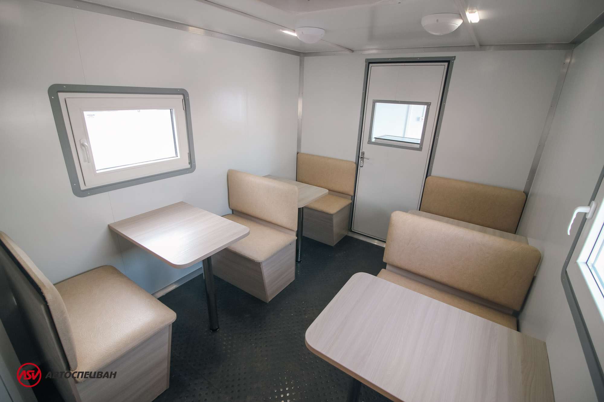 Передвижная столовая (12 мест) на шасси Камаз 43502-66 5