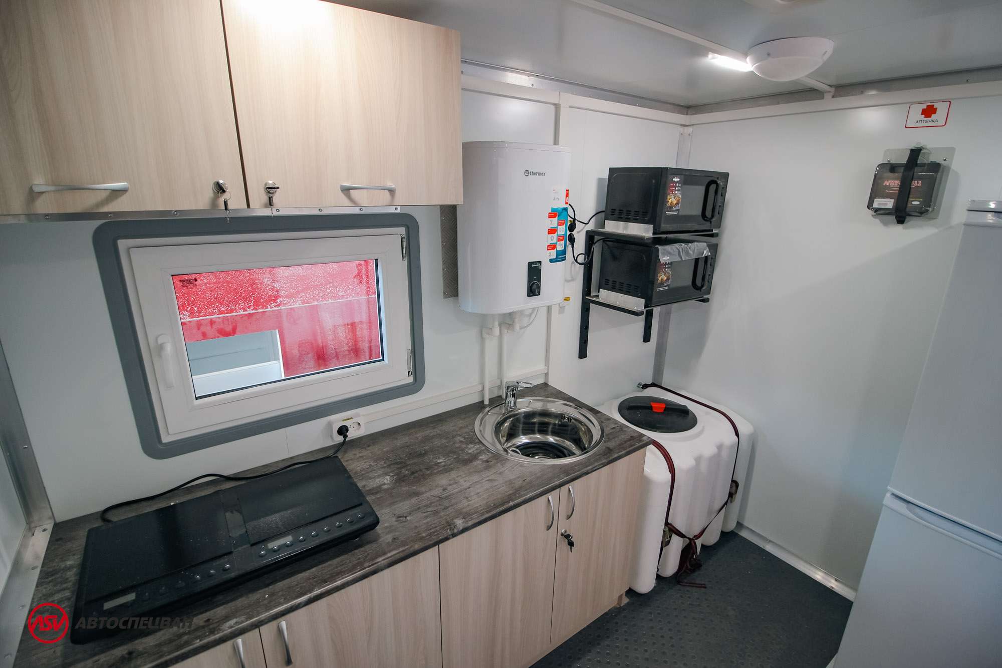 Передвижная столовая (16 мест) на шасси КамАЗ 43118-50 6