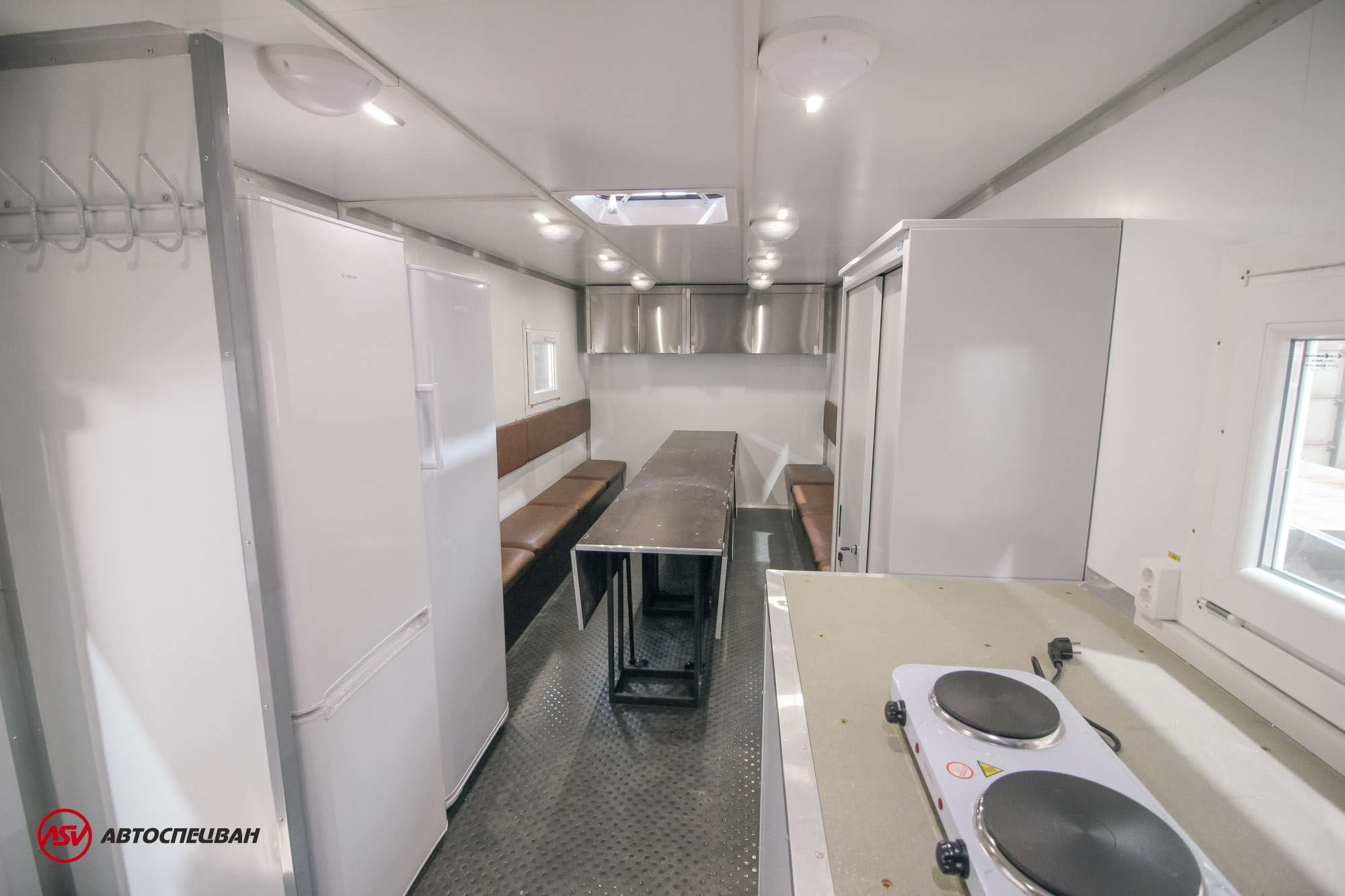 Передвижная столовая (16 мест) на шасси КамАЗ 43118-3027-50 7