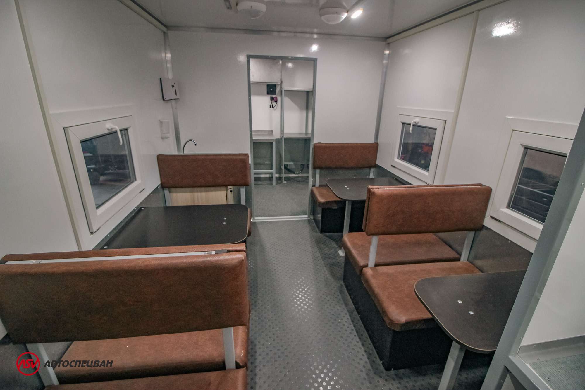 Передвижная столовая (14 мест) на шасси КамАЗ 43118-3027-50 7