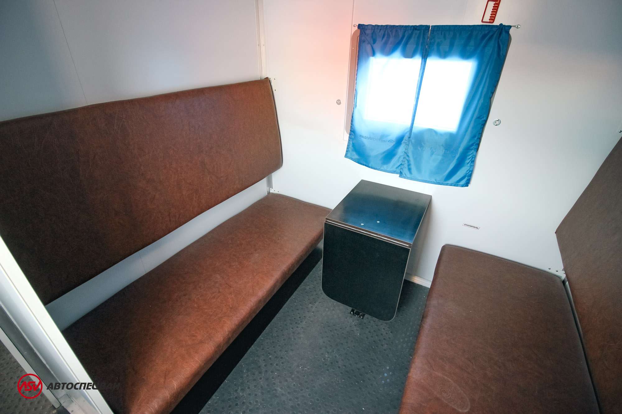 Транспортно-бытовой автомобиль ТБМ Урал NEXT 4320-6952-72(Е5)(2 отсека) 9