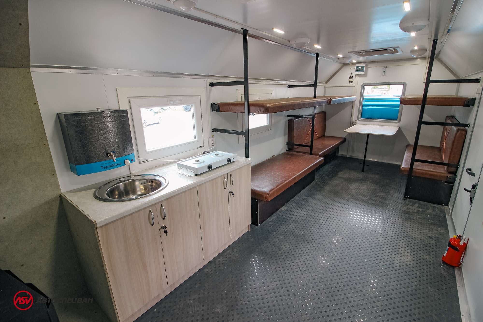 Транспортно-бытовой автомобиль ТБМ Урал NEXT 4320-6952-72(Е5) 5