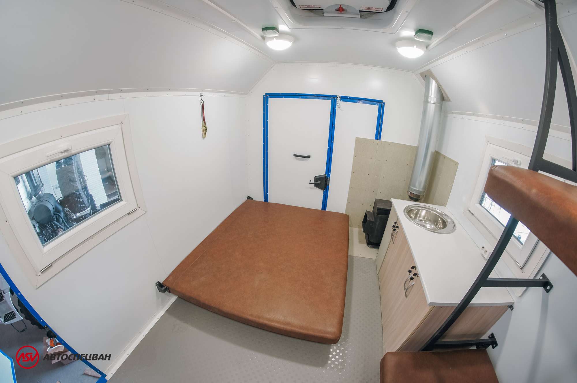 Транспортно бытовой автомобиль ТБМ на шасси КАМАЗ 4310 6