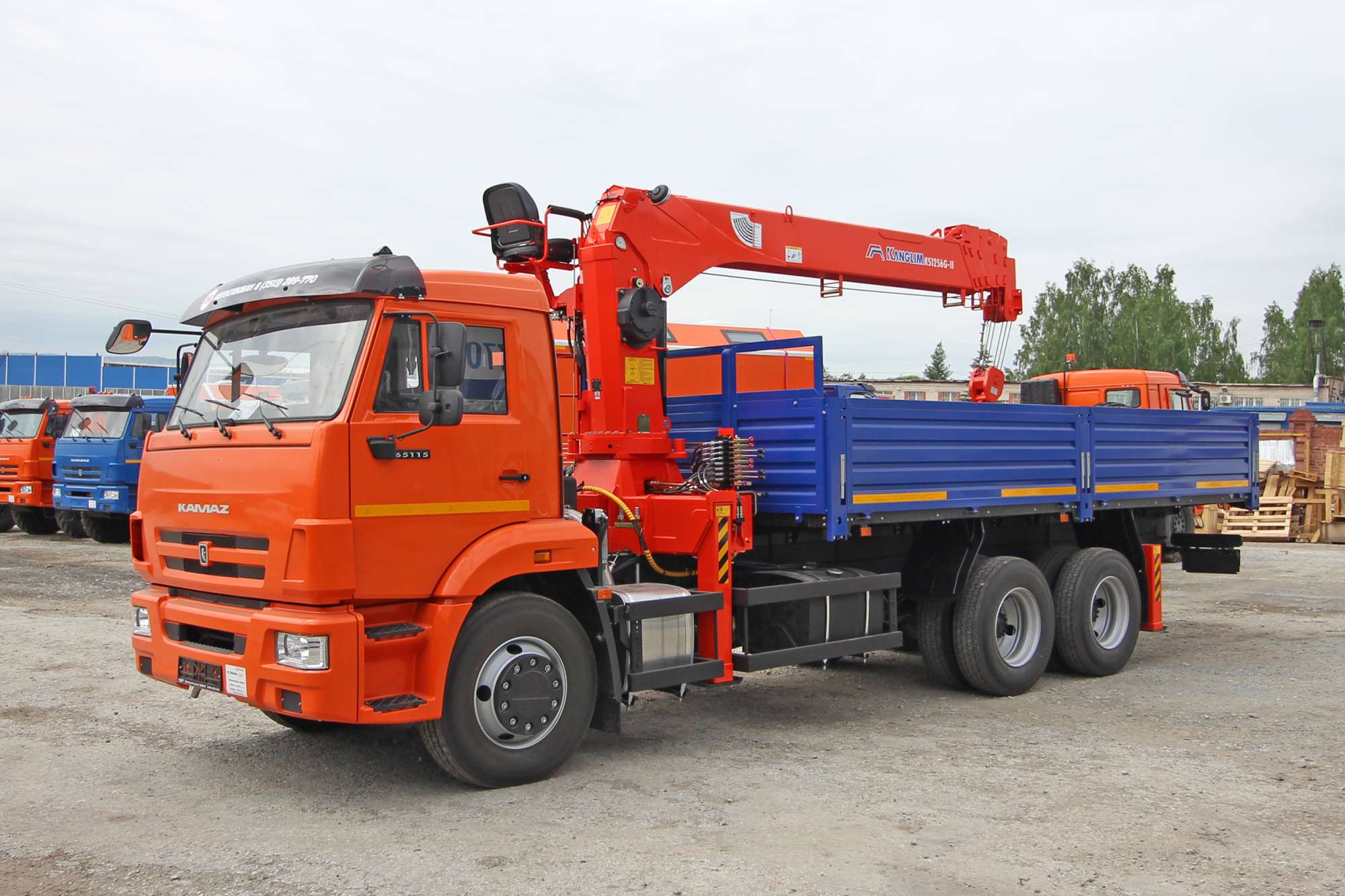 Бортовой КАМАЗ 65115-3094-48 с КМУ Kanglim KS-1256 5