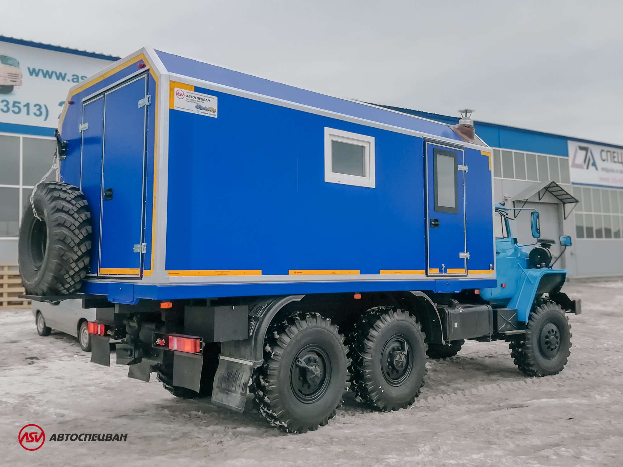 Транспортно-бытовой автомобиль ТБМ Урал 4320-1112-61 3