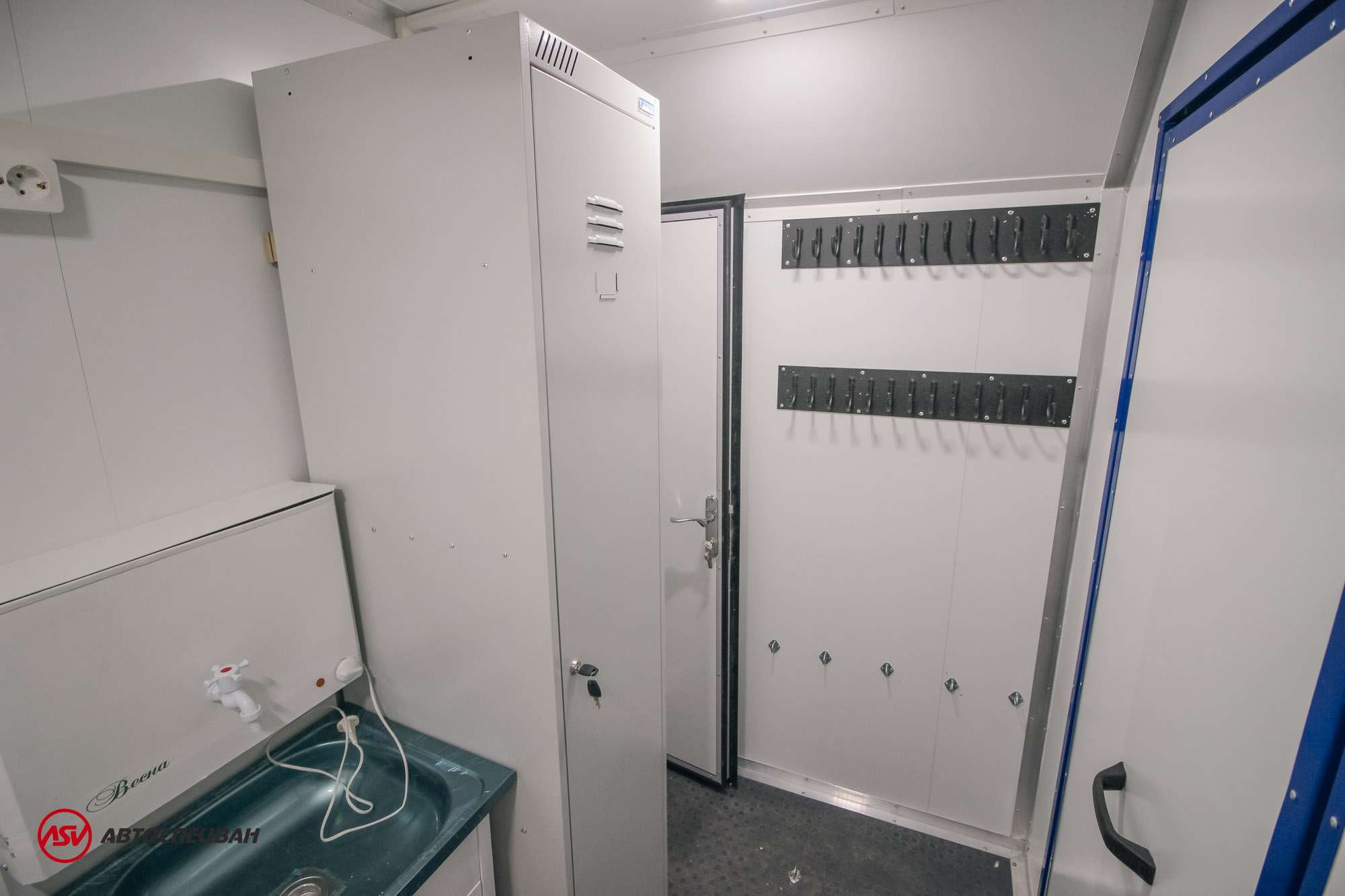 Транспортно-бытовой автомобиль ТБМ Урал 4320-1112-61 7