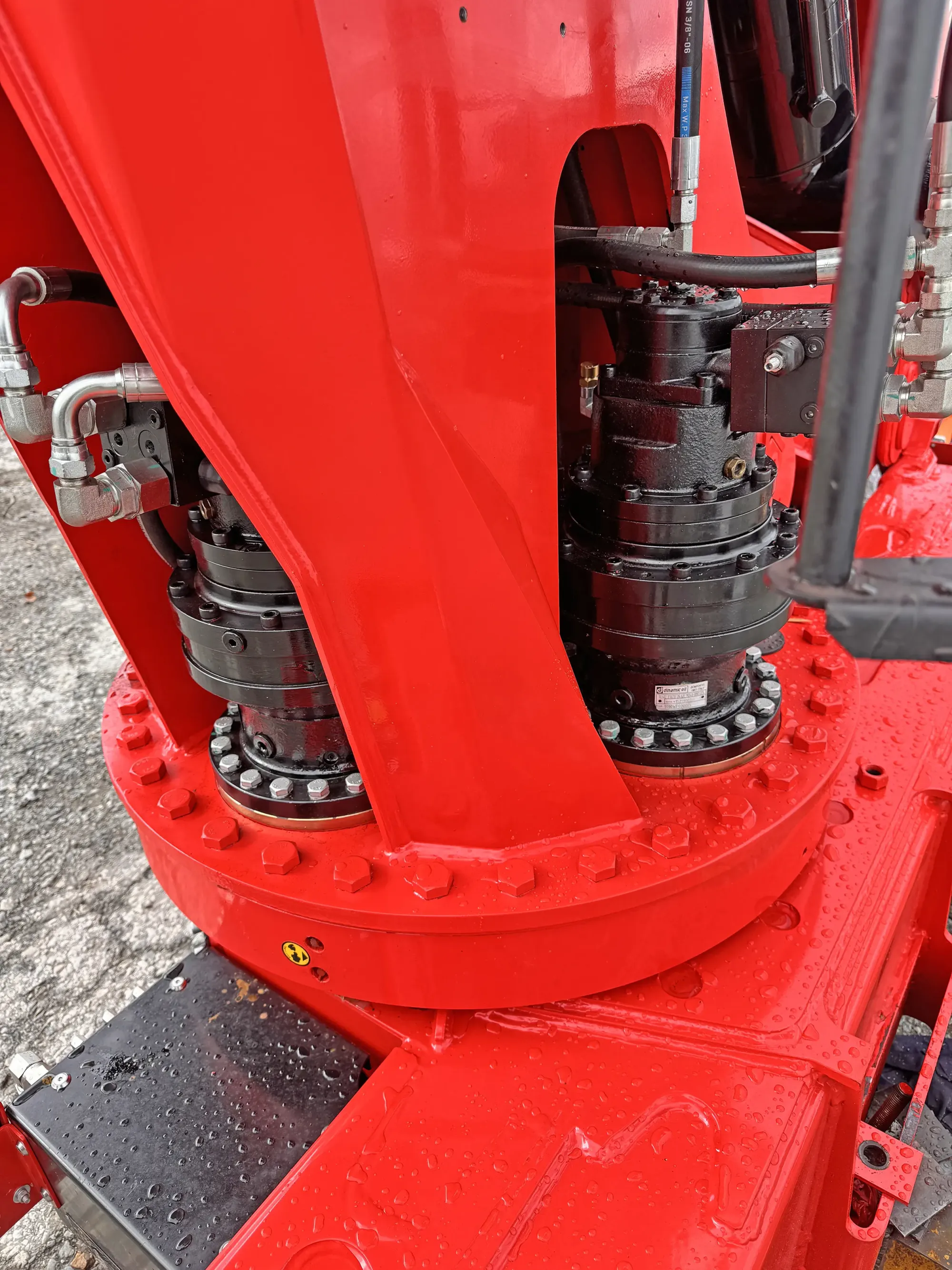 КМУ Sunhunk K-438-6 8