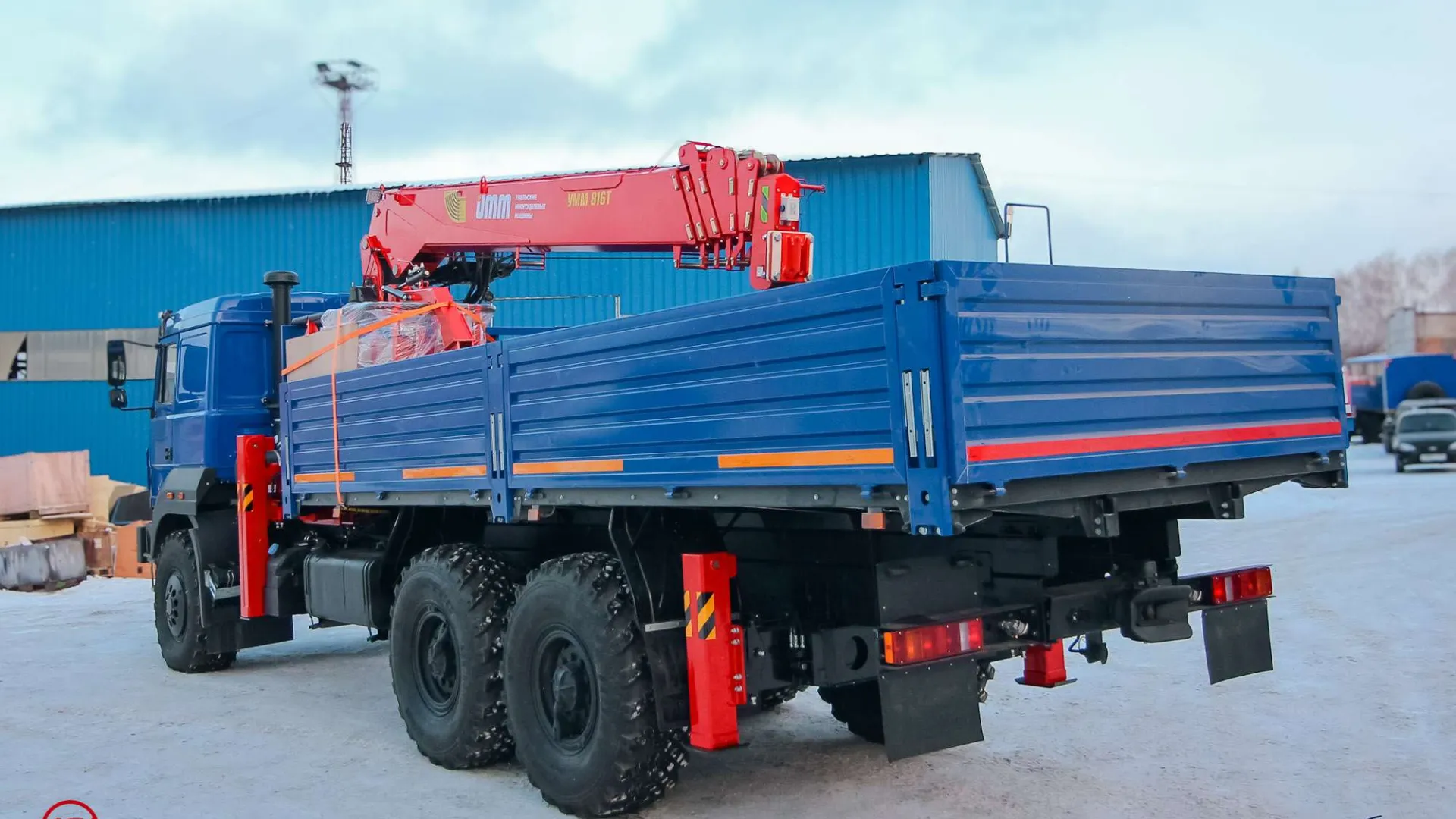Бортовой Урал 4320-4972-80 с КМУ UMM 816T 4